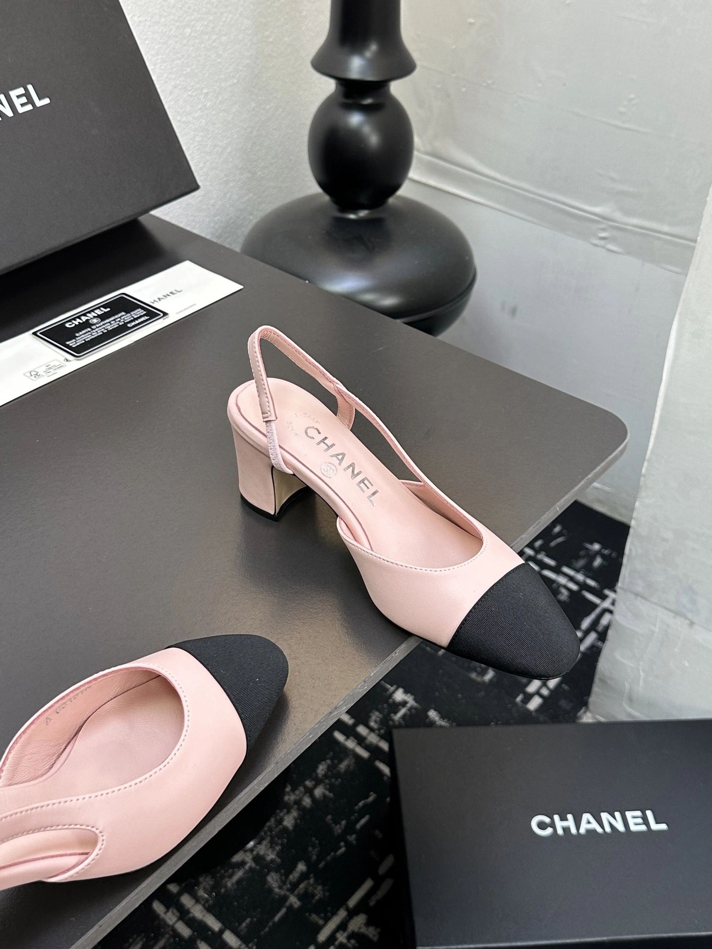 TH-- 3h1958 G31318-X01000-U3334 Heel height：6.5cm item:ET-X000I2307